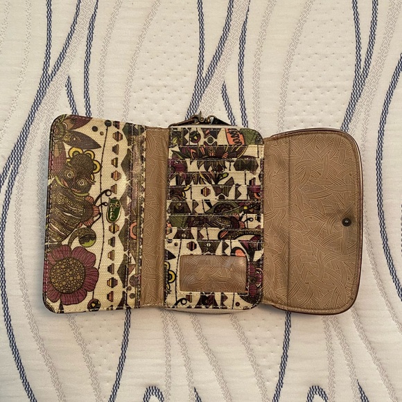 SakRoots Wallet/Wristlet - Picture 4 of 7